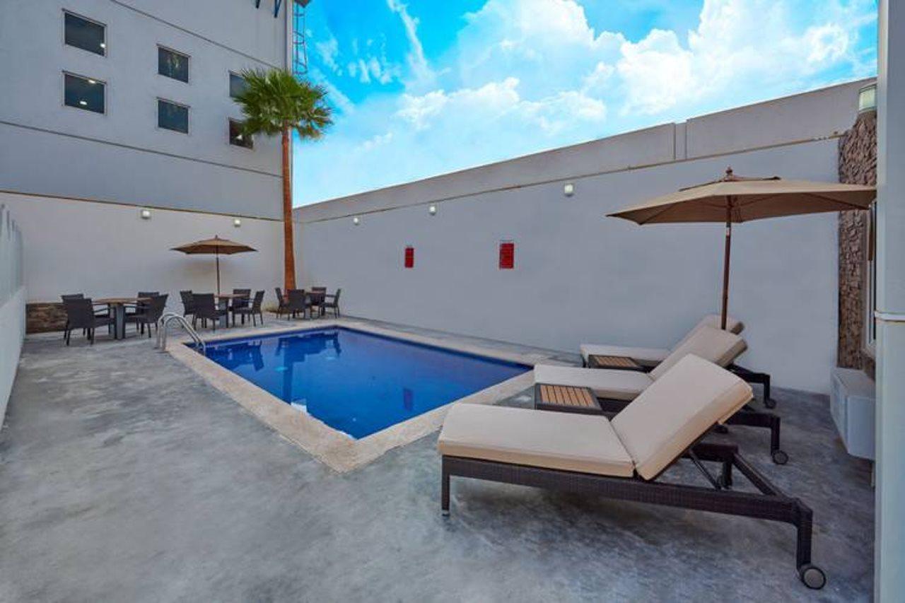 Extended Suites Tijuana Macroplaza Exteriér fotografie